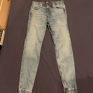 Hollister Jean joggers